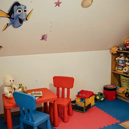ホリデーパーク Domki Nadmorski Relax Jastrzębia Góra